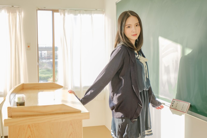 Classroom, Chalkboard, Asian, School Uniform, Women Wallpaper
