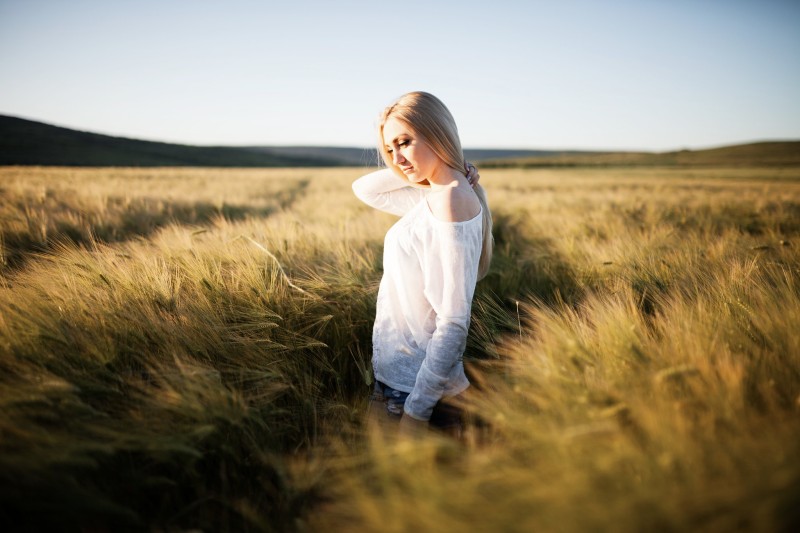 Women, Model, Field Wallpaper