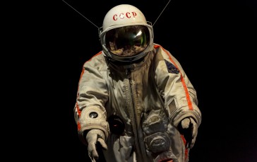 Astronaut, USSR, Yuri Gagarin, Spacesuit Wallpaper