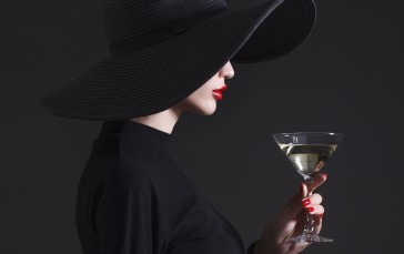 Model, Red Lipstick, Black Hat, Drink, Women Wallpaper
