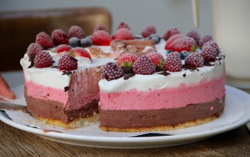 Strawberry Cake, Piece, Dessert, Berries, Food Wallpaper