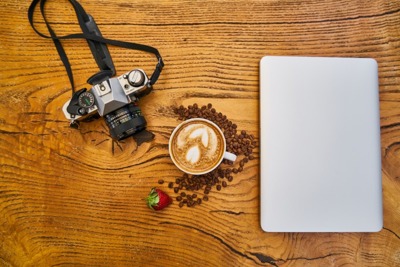 Latte, Coffee Beans, Camera, Notebook, Drinks, Food Wallpaper