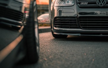 Volkswagen R32, Reflection, Front View, Sunset Wallpaper