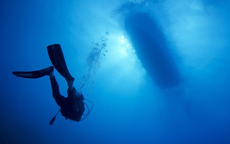 Scuba Diver, Underwater, Boat, Nature Wallpaper