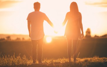 Romantic Couple, Sunset, Back View, Cute, Sunlight Wallpaper