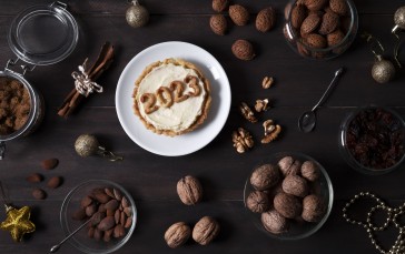 Cake, Nuts, New Year, 2023 (year) Wallpaper
