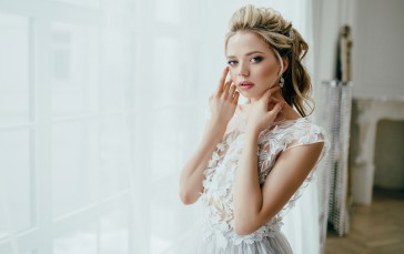 Model, Red Lipstick, Hand on Face, White Dress, Standing Wallpaper