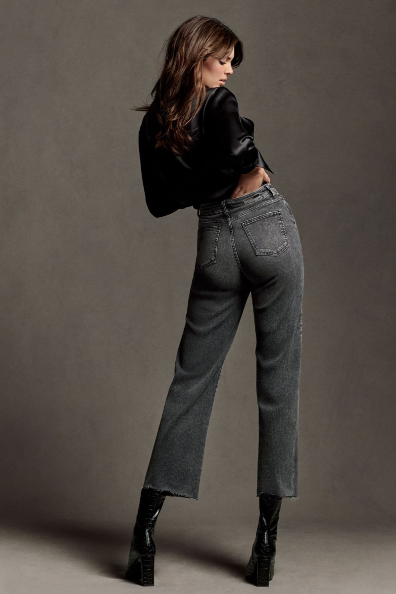 Kendall Jenner, Women, Model, Fashion, Jeans, Long Hair Wallpaper