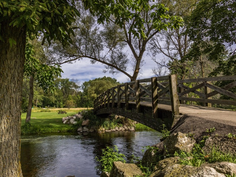 Wisconsin, Bridge, Park, Trees, Water Wallpaper