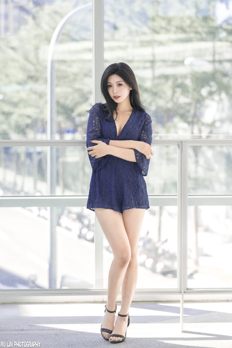 Ru Lin, Women, Dark Hair, Asian, PinQ, Blue Clothing Wallpaper