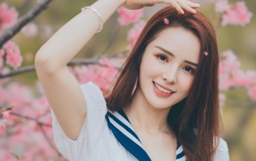 Qin Xiaoqiang, Women, Asian, Brunette, Smiling, White Clothing Wallpaper