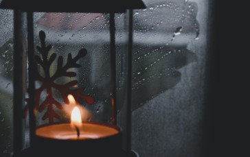 Christmas, Candles, Mist, Rain, Snowflakes Wallpaper