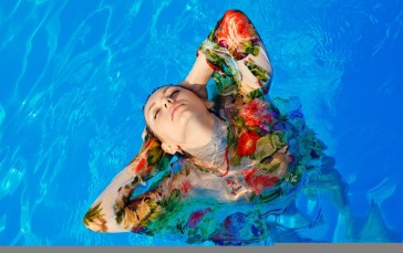 Water, Women, in Water, Colorful Wallpaper