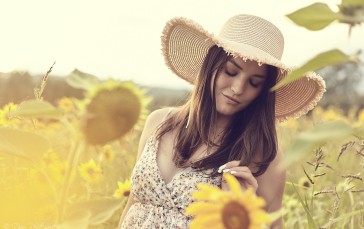 Women, Model, Hat, Sunflowers Wallpaper