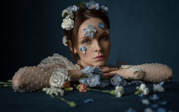 Aleksandr Kurennoi, Women, Portrait, Flowers Wallpaper